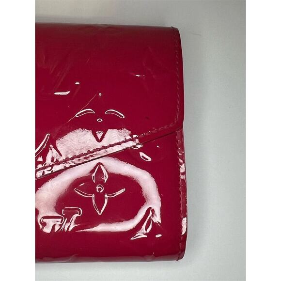 Louis Vuitton Sarah  Vernis  Magenta Wallet - Picture 10 of 14